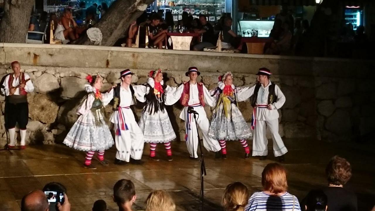 Apartmani Tina Podgora Buitenkant foto